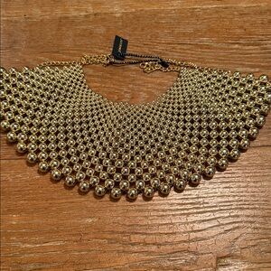 Elegant Gold Beaded Necklace